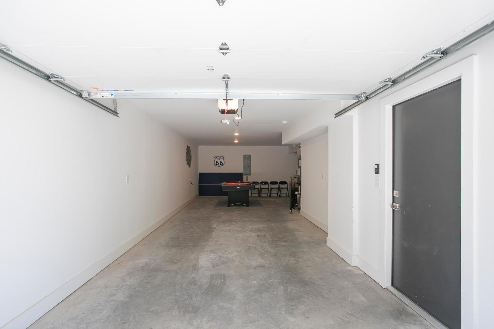 Luxury Townhome Skyline Views Mins To Dt ناشفيل المظهر الخارجي الصورة