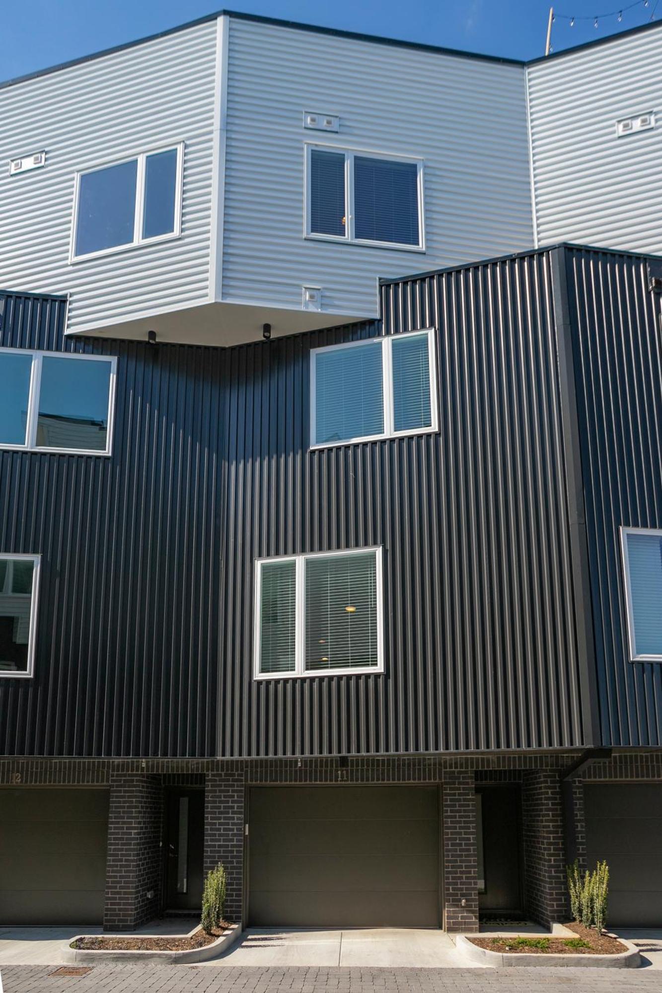 Luxury Townhome Skyline Views Mins To Dt ناشفيل المظهر الخارجي الصورة