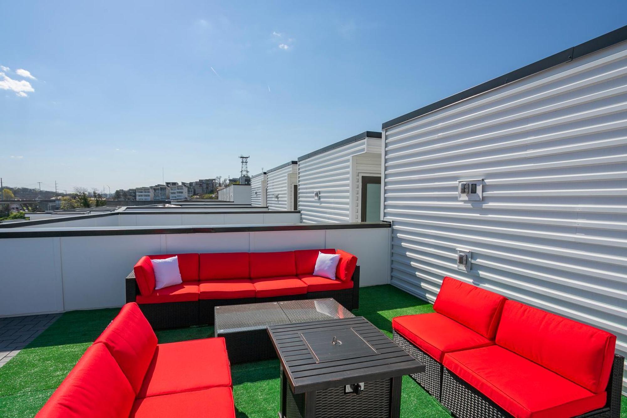 Luxury Townhome Skyline Views Mins To Dt ناشفيل المظهر الخارجي الصورة
