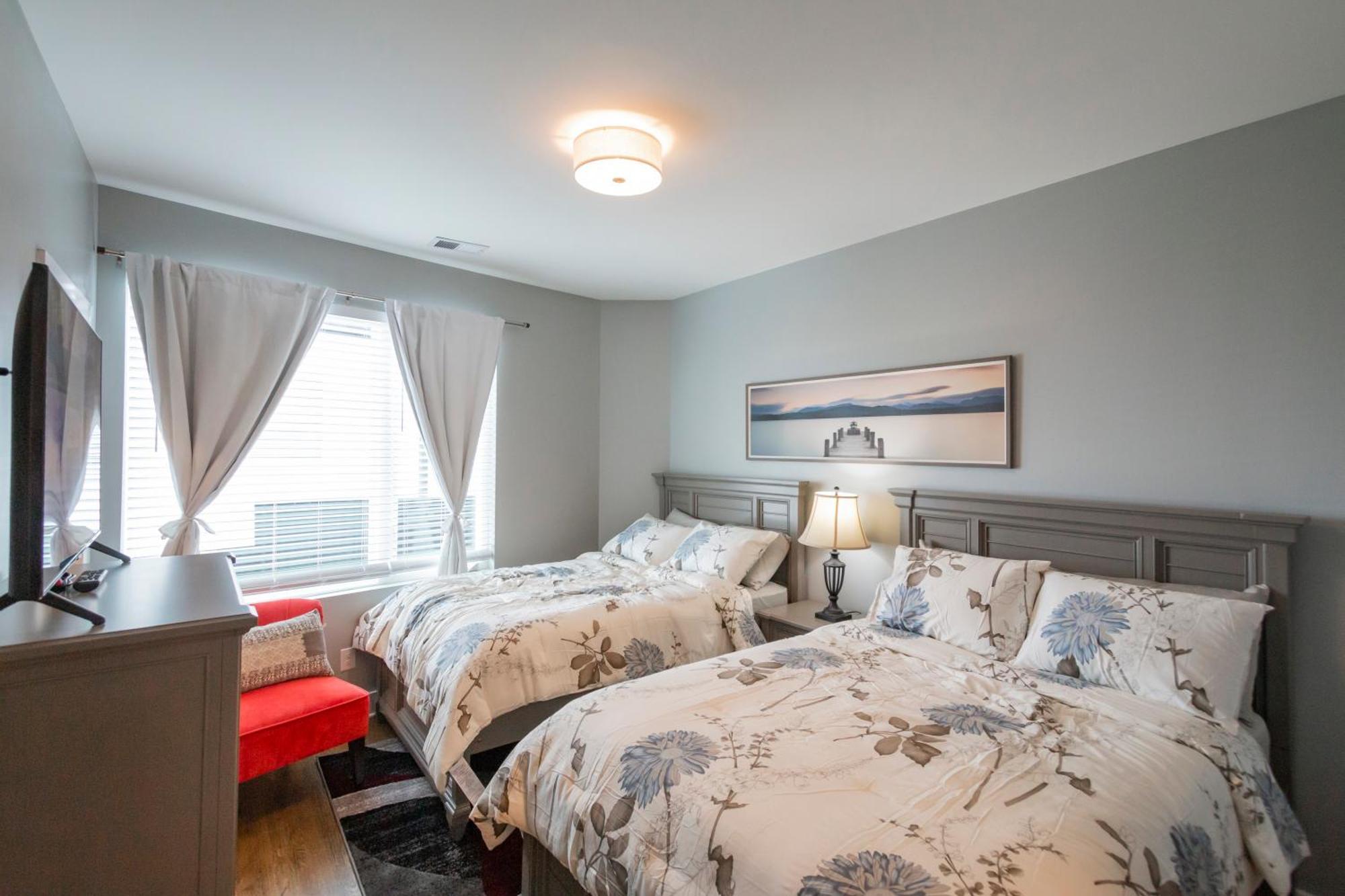 Luxury Townhome Skyline Views Mins To Dt ناشفيل المظهر الخارجي الصورة